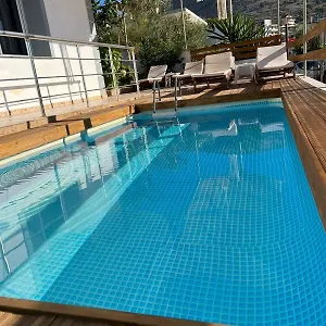  Appartement Sadiku With Sea View