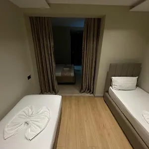 Hotel New W ****